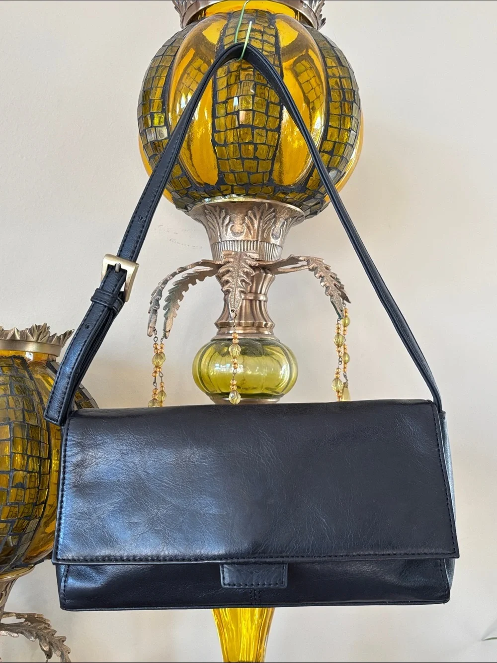 Vintage Genuine Leather Classic Small Smooth Black Flap Snap Close Shoulder Bag